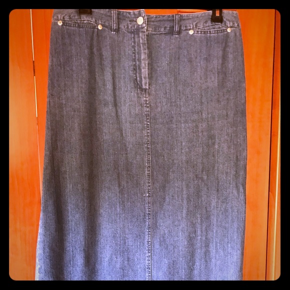 Pendleton Dresses & Skirts - Pendleton Midi Denim Skirt!!!
